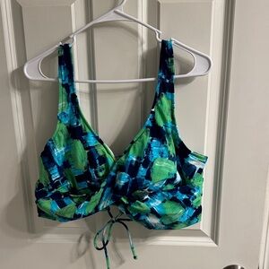 VENUS Blue and Green Swimwear Top